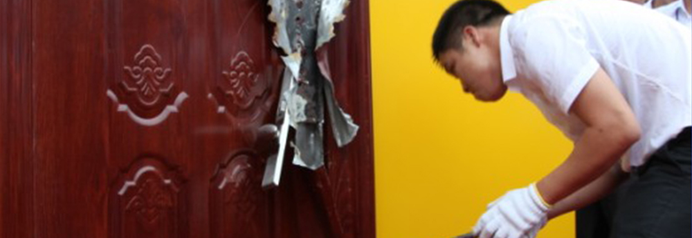 雙迎防盜門(mén)就(jiù)是(shì)牛--之撬門(mén)擂台賽